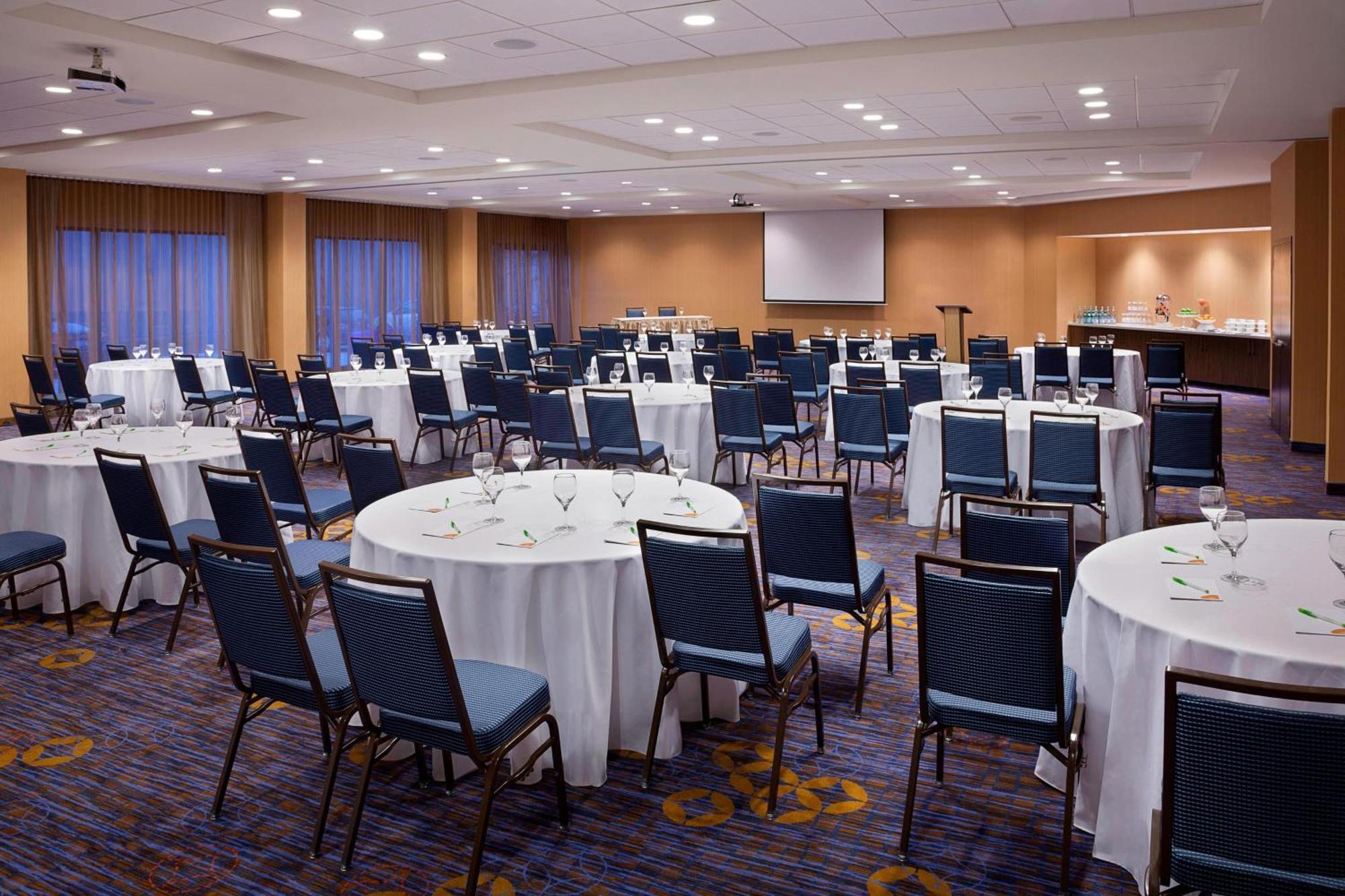 Courtyard By Marriott Toronto Northeast/Markham Ngoại thất bức ảnh